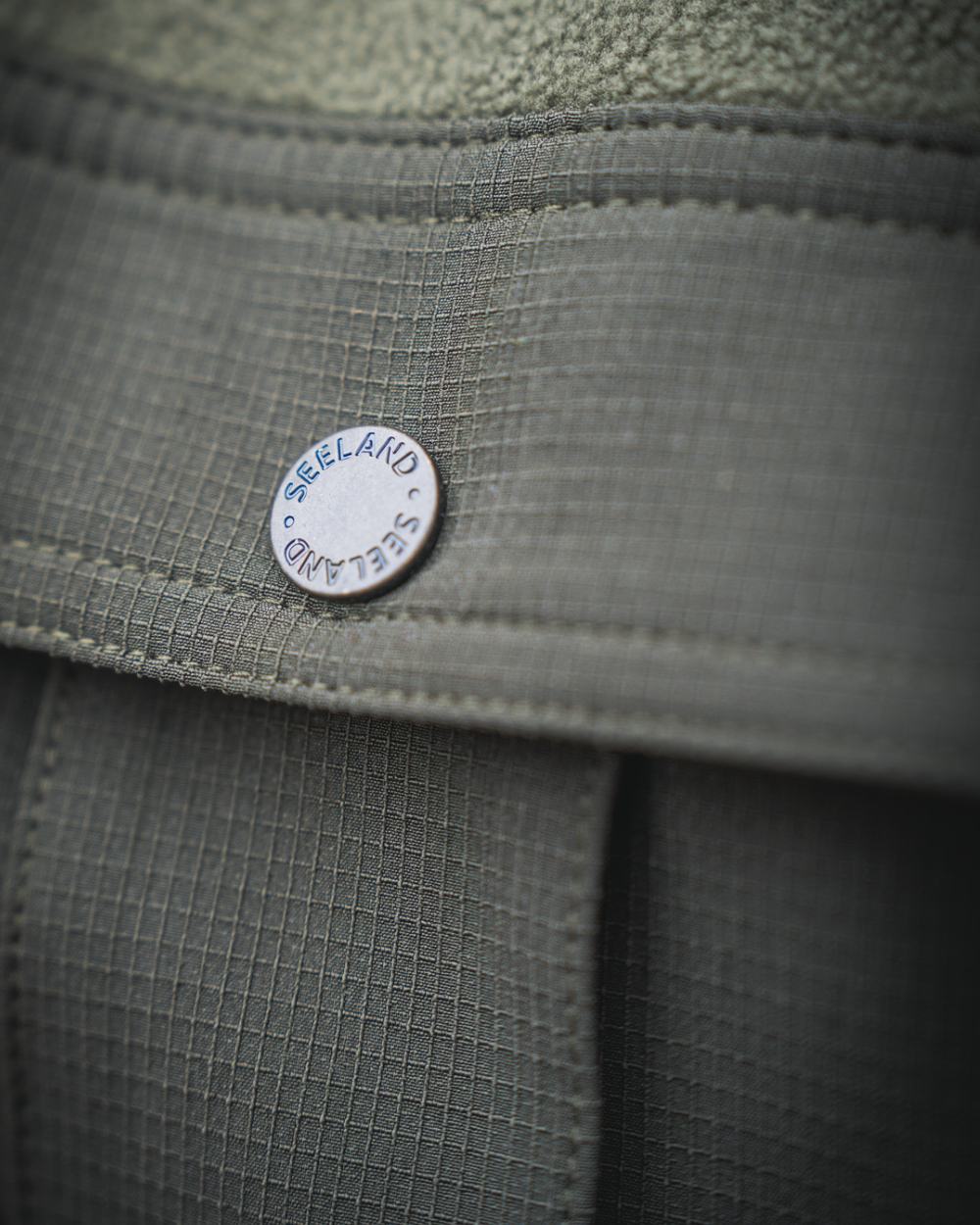 Grape Leaf Coloured Seeland Mens Gust Fleece Shirt on outdoor background