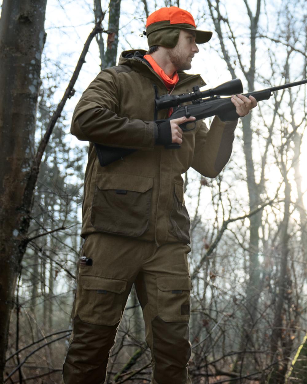 Grizzly Brown coloured Seeland Mens Ultimo Jacket on forest background