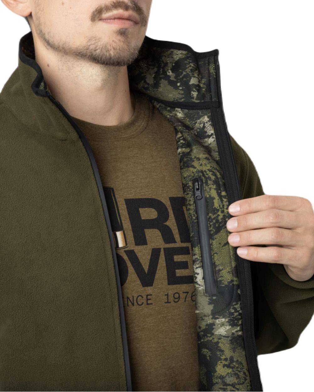 Light Pine InVis Green Coloured Seeland Rogue Reversible Fleece Jacket on white background