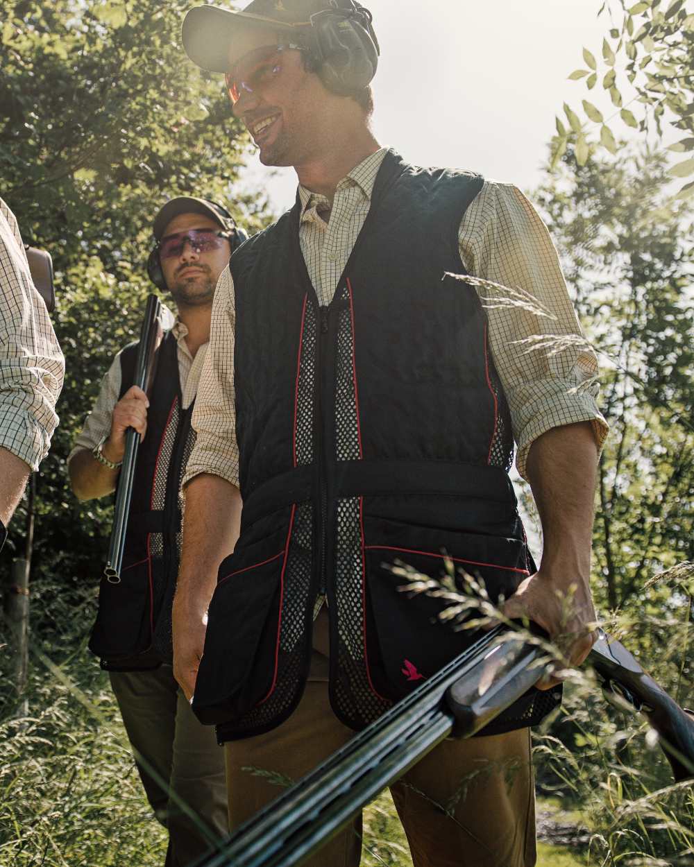 Black coloured Seeland Skeet II Waistcoat on outdoor background