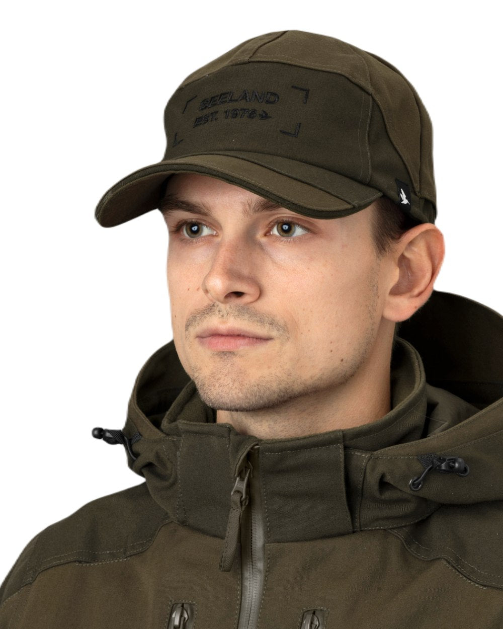 Light Pine Coloured Seeland Trax Cap on white background