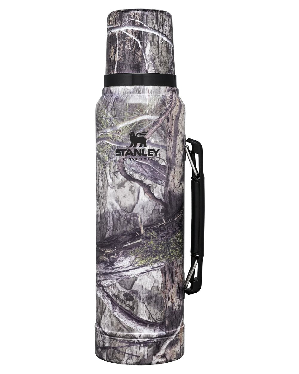 Mossy Oak Country DNA coloured Stanley Classic Legendary Bottle 1.0L on white background
