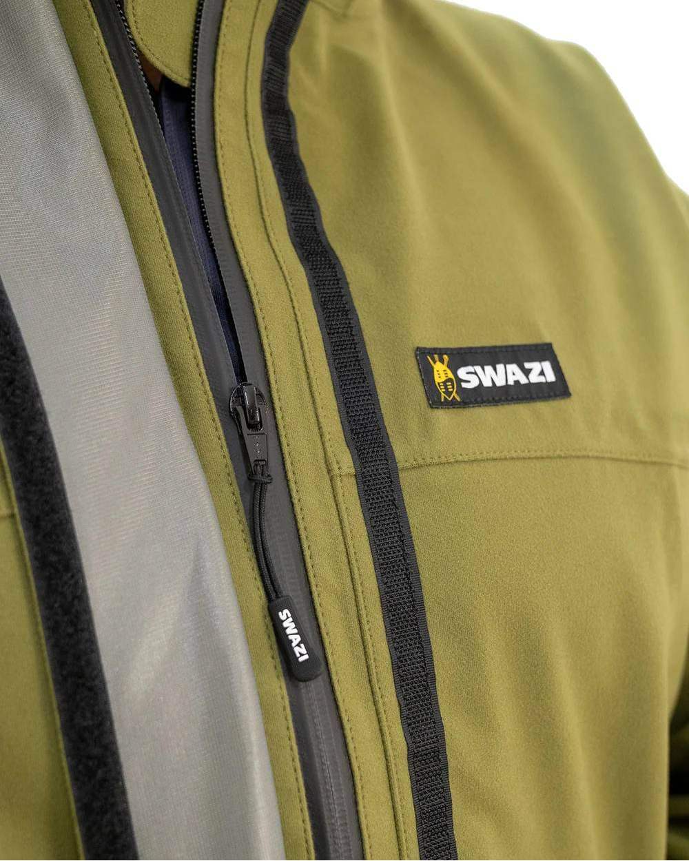 Tussock Green Coloured Swazi Tahr Xp Smock on white background
