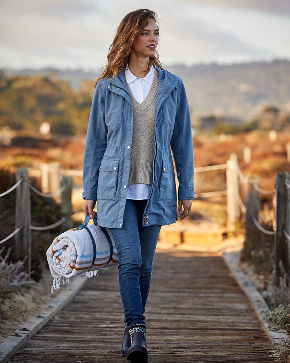 Bluefin coloured Ariat Womens Atherton Jacket on Scenic Trail background
