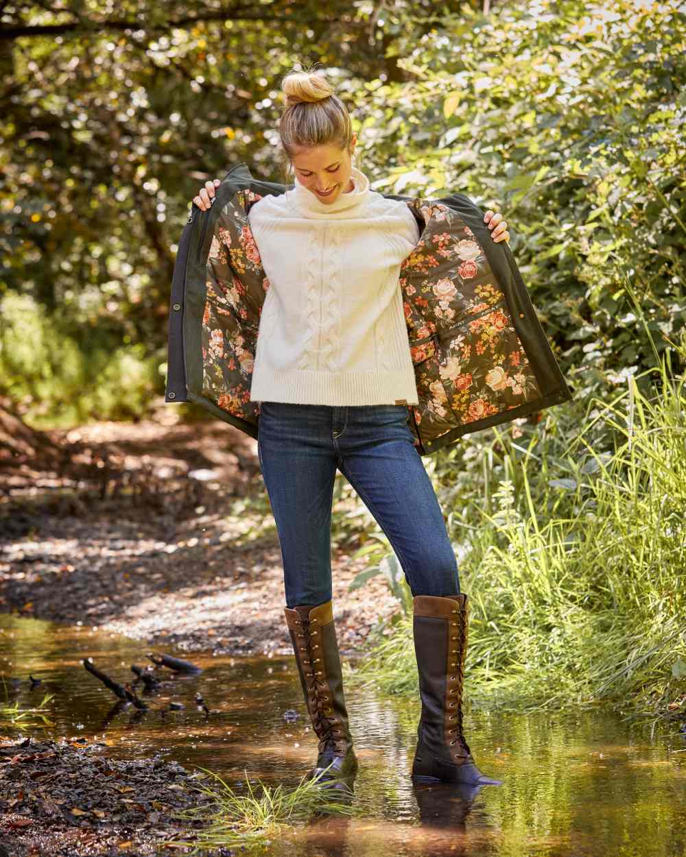 Puerto Rico Coloured Ariat Womens High Rise Bridle Skinny Jeans On A Forest Background