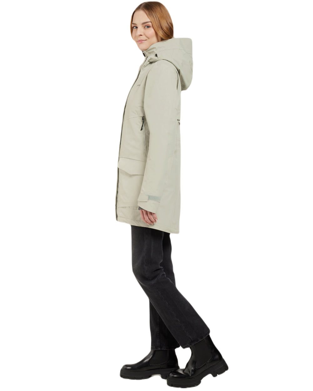 Wilted Leaf Coloured Didriksons Frida Womens Parka 7 On A White Background