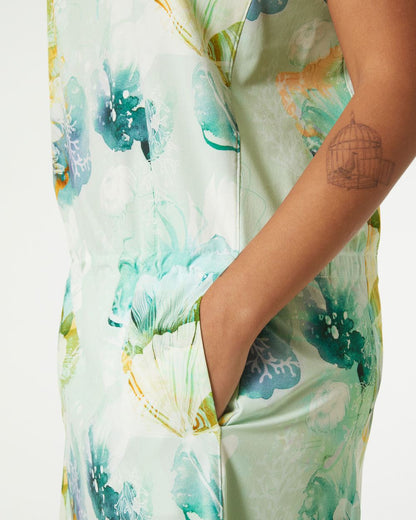 Jade Esra coloured Helly Hansen Womens Thalia Summer Dress Esra 2.0 on grey background 