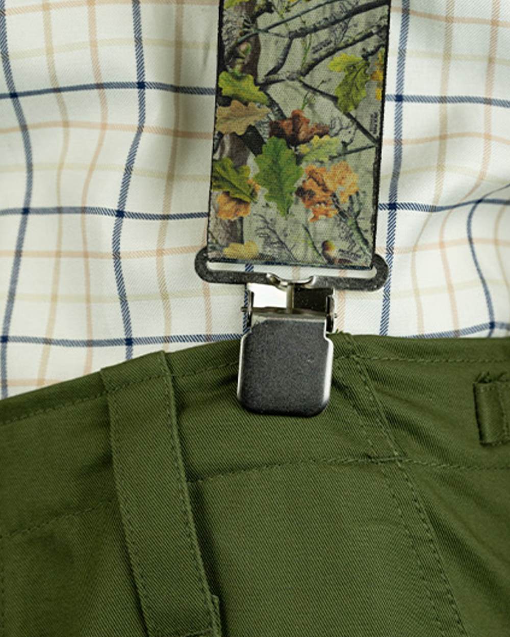 Camo coloured Jack Pyke Elasticated Braces while worn