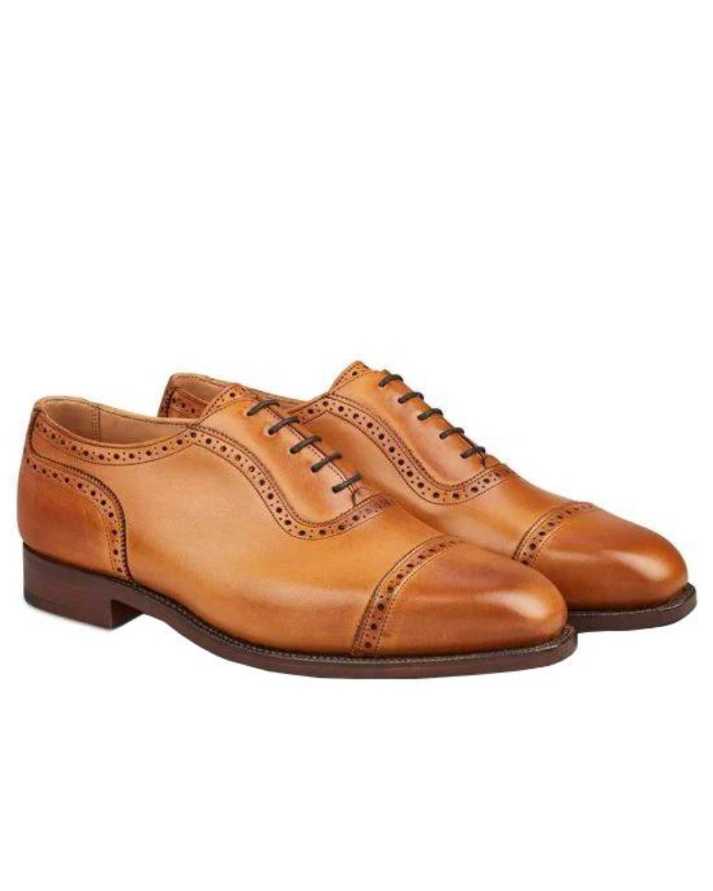 Burnished Coloured Trickers Belgrave Toecap Oxford City Shoe On A White Background