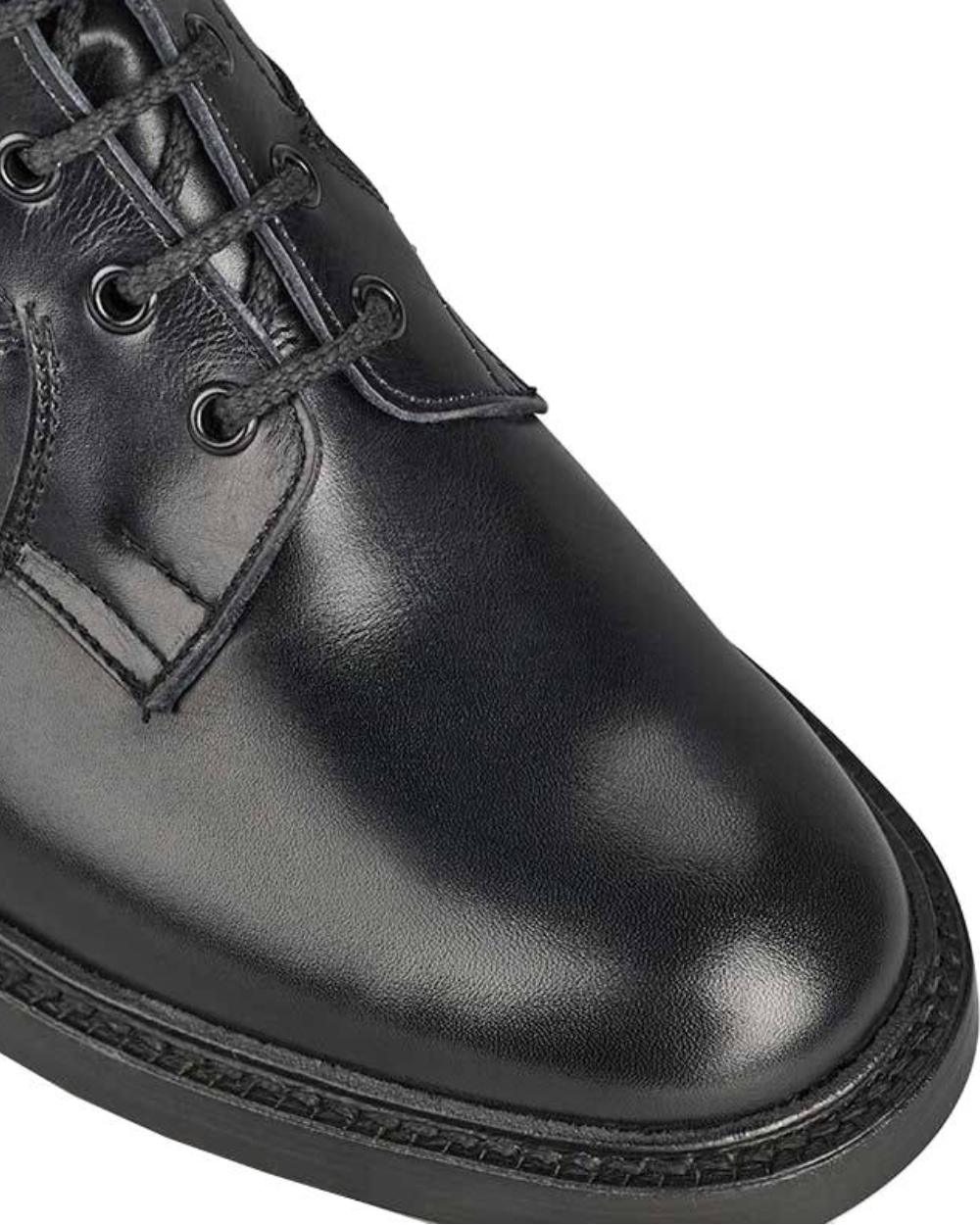 Black Calf Coloured Trickers Burford Country Boot Dainite Sole On A White Background