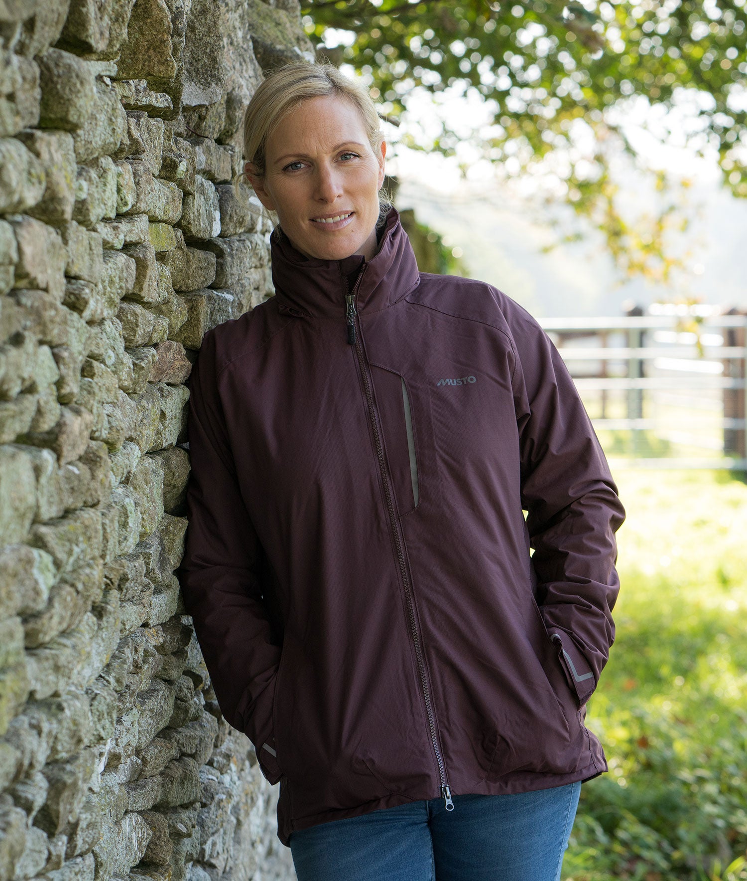 Fig Musto Ladies Fenland Lite Jacket