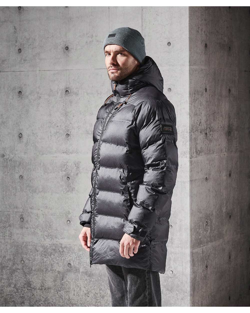 Musto Land Rover Pertex Primaloft Puffer Jacket  in Carbon