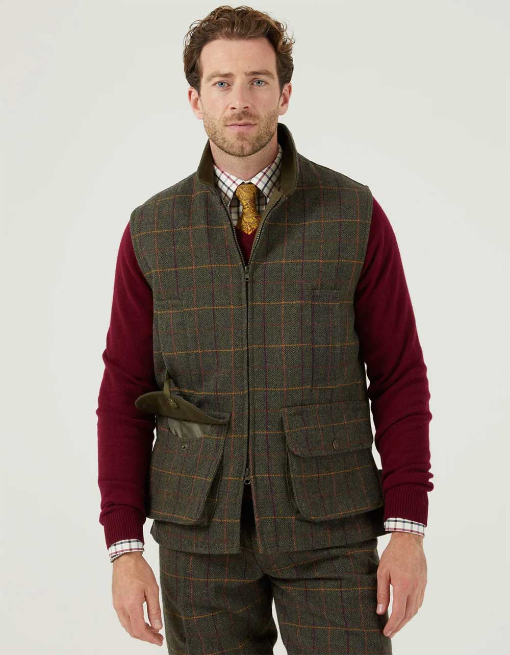 Alan Paine Rutland Tweed Waistcoat in Fern 