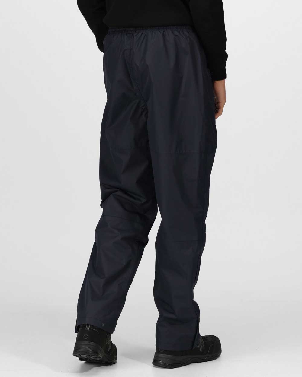 Back view Regatta Linton Breathable Lined Overtrousers in Navy 