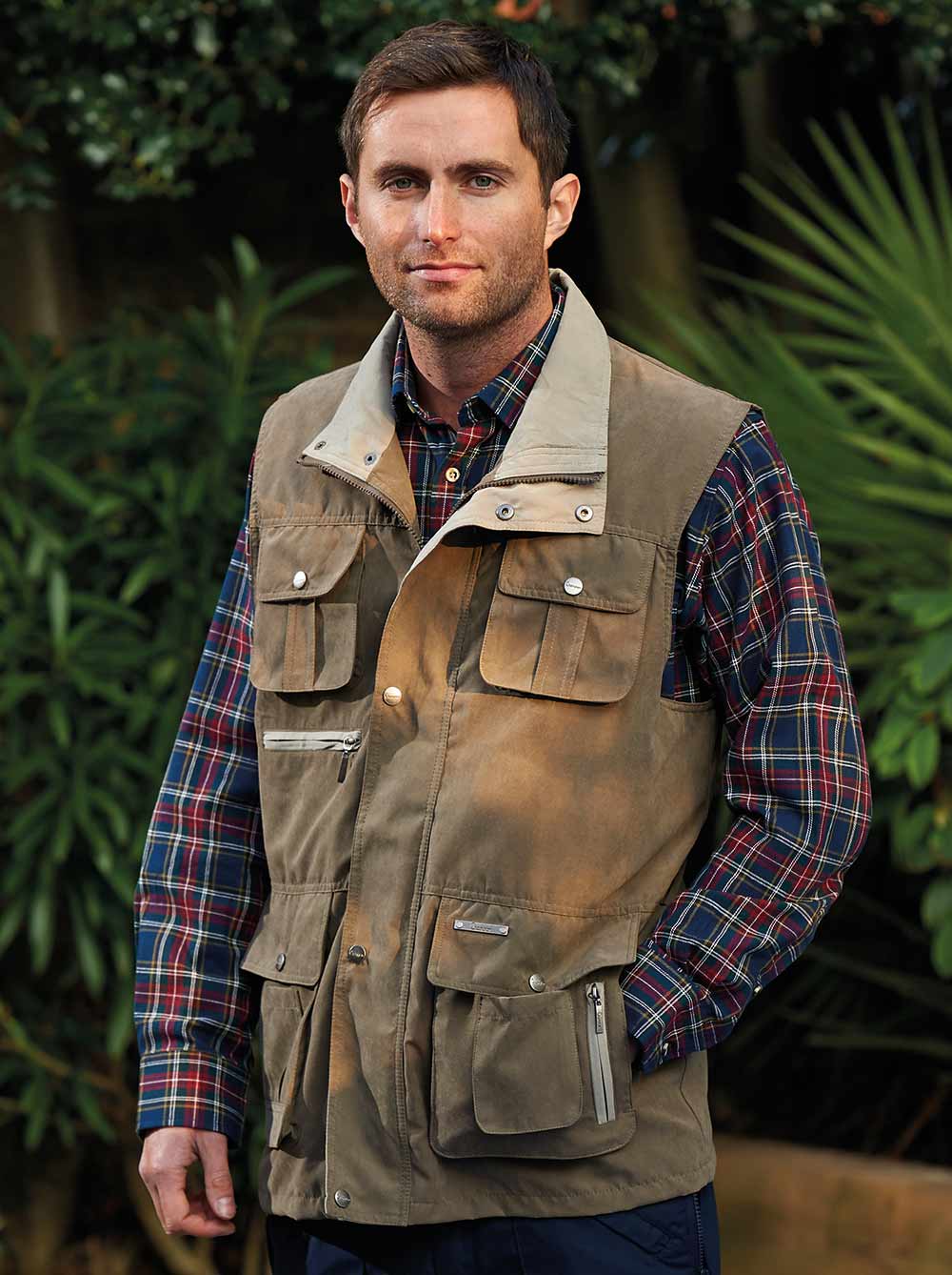 Champion Farnham Gilet In Taupe Champion Farnham Gilet 