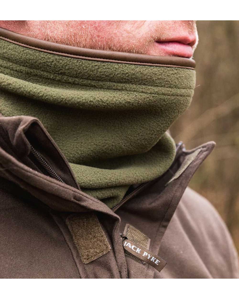 Jack Pyke Countryman Fleece Neck Gaiter in Light Olive 