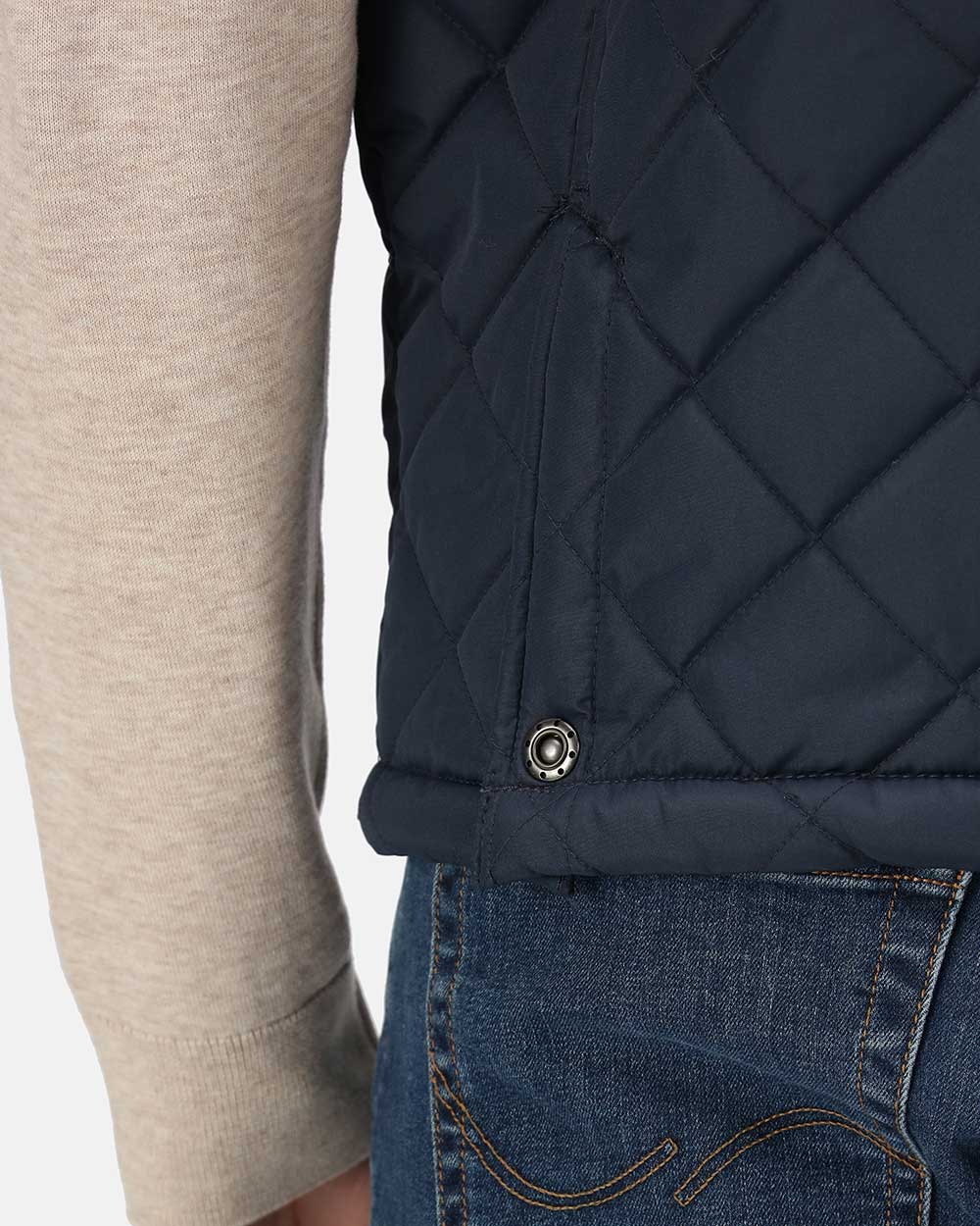 Regatta Tyler Diamond Quilt Bodywarmer in Navy 