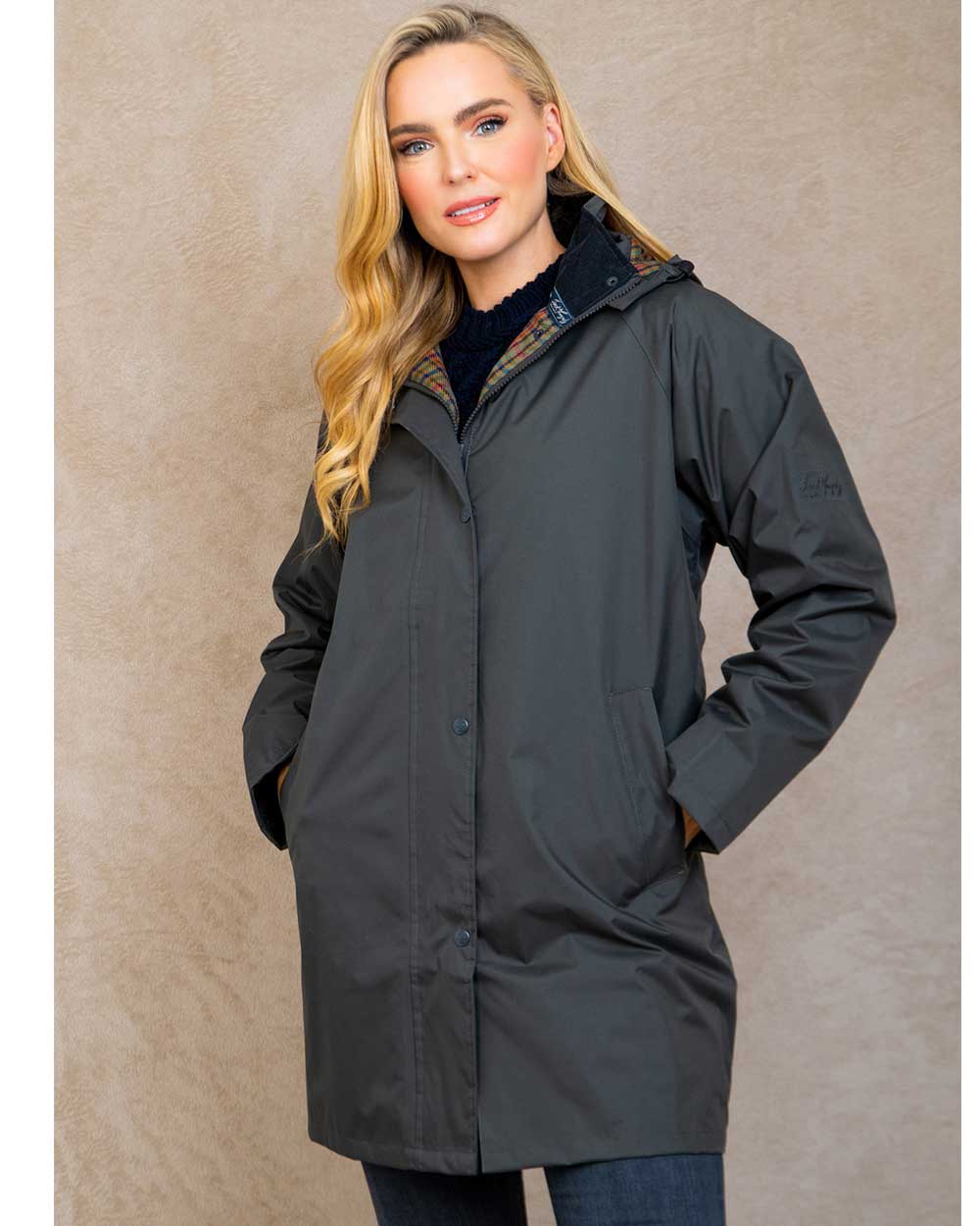 Helly Hansen Women's Adore Insulated Rain Coat Navy 5XL