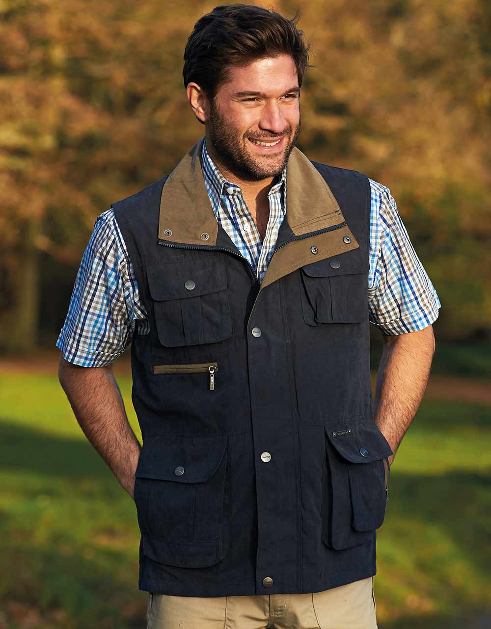 Multi pocket Champion Farnham Gilet In Navy 