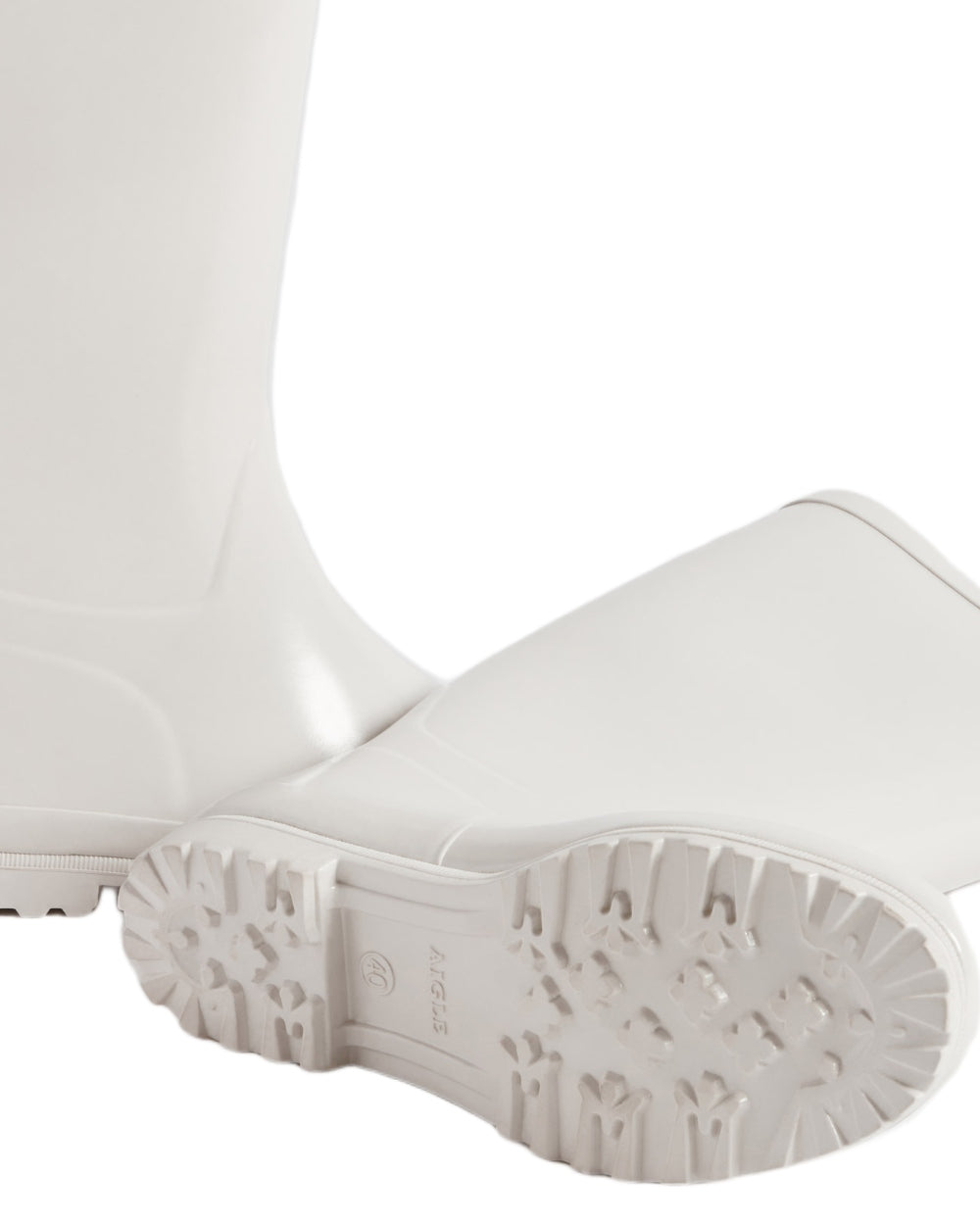 Sable coloured Aigle Womens Eliosa Wellingtons on white background 