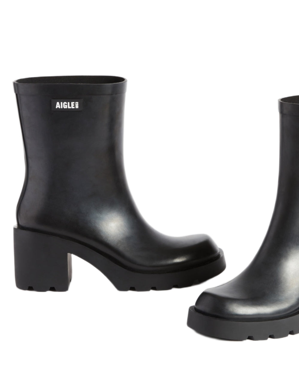 Noir coloured Aigle Womens Monceau Heeled Ankle Boots on white background 