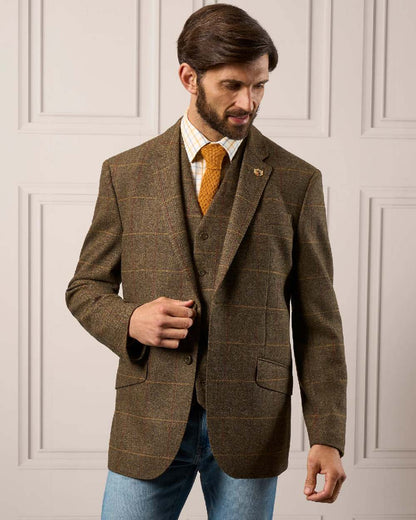Teak coloured Alan Paine Combrook Mens Tweed Sports Blazer on indoor background 