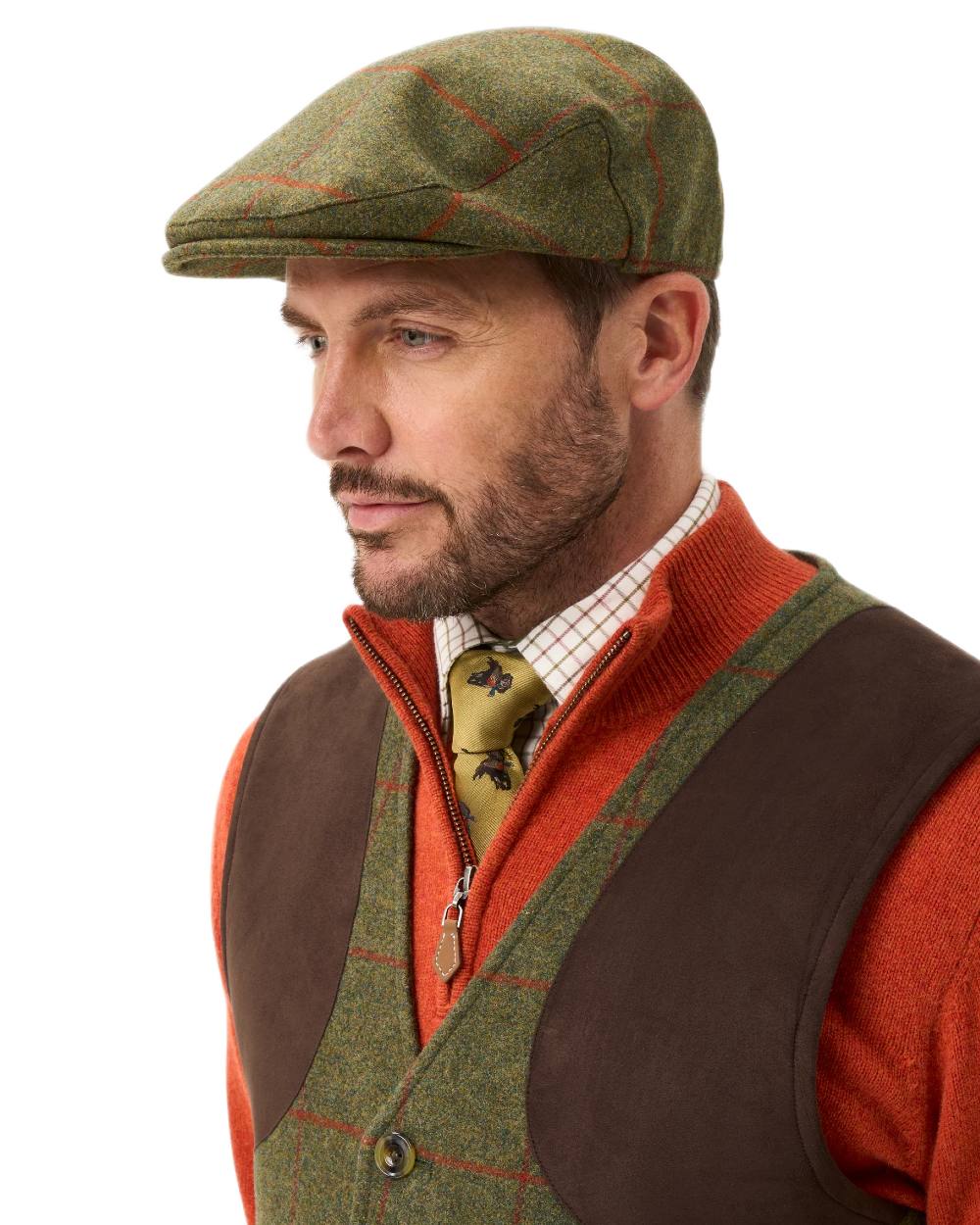 Reed coloured Alan Paine Combrook Tweed Cap on white background 