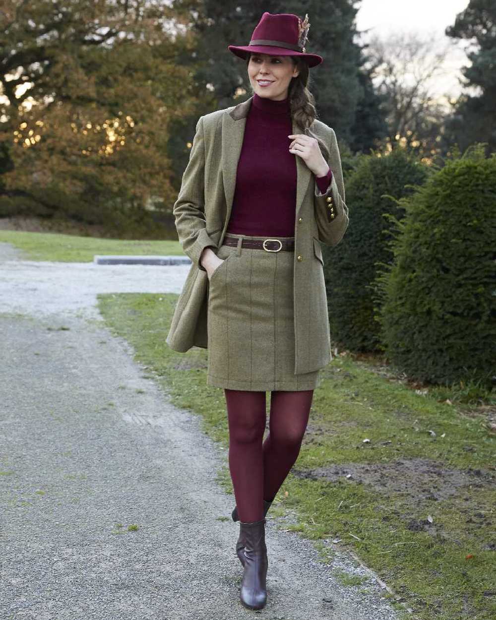 Grove Coloured Alan Paine Combrook Tweed Skirt on street background 