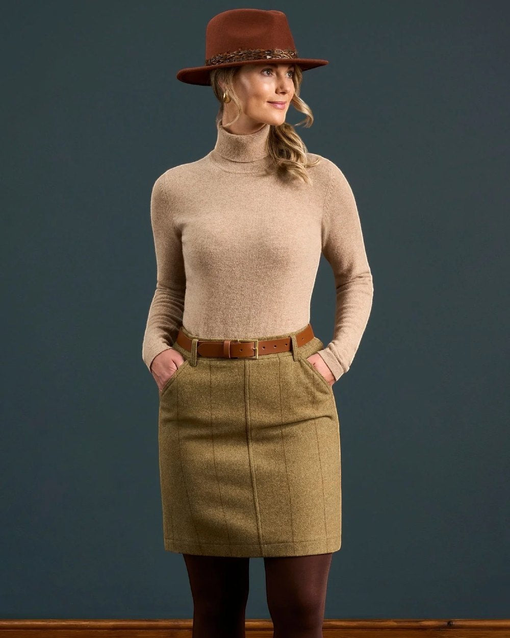 Grove Coloured Alan Paine Combrook Tweed Skirt on indoor background 
