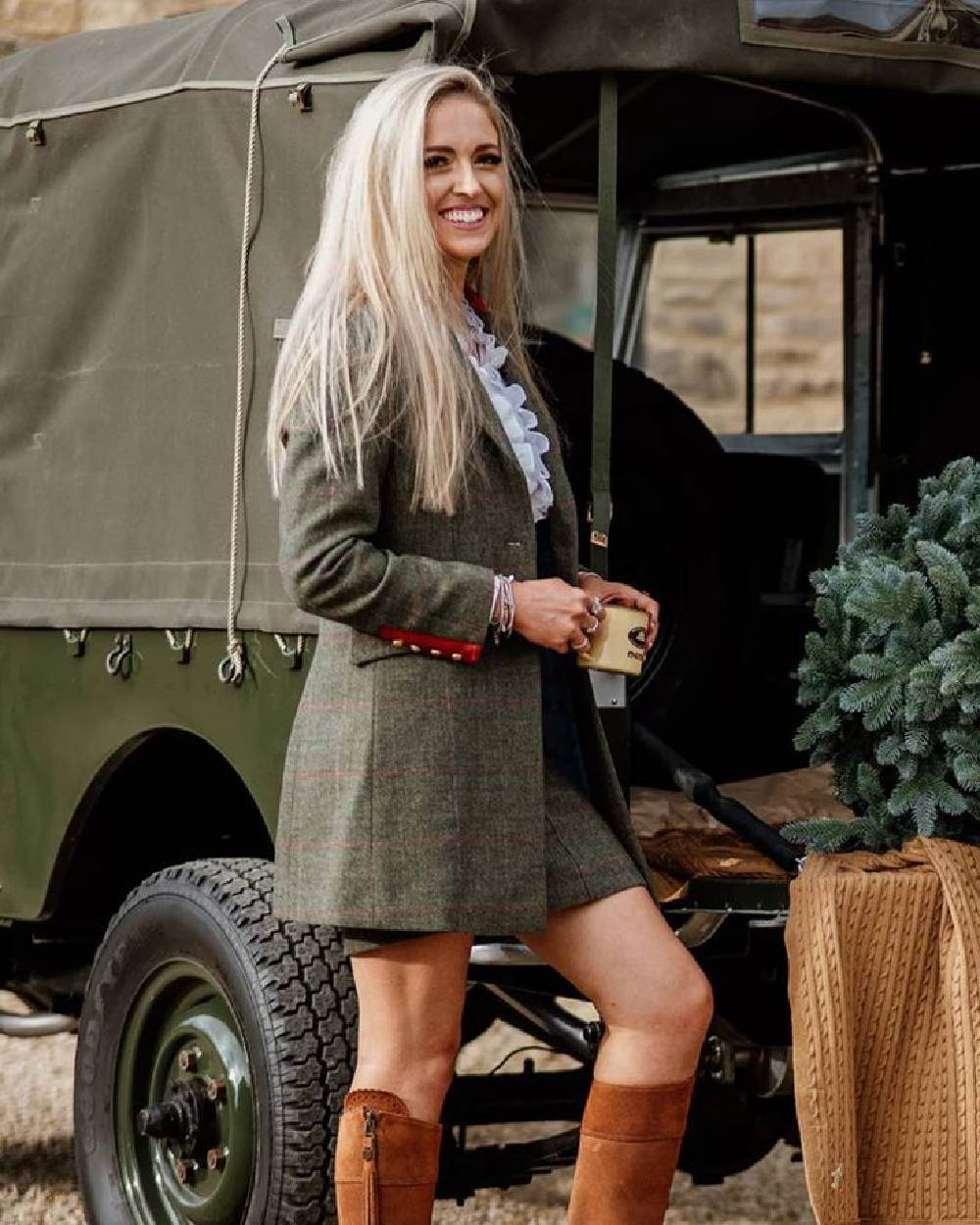 Heath Coloured Alan Paine Combrook Tweed Skirt on car background 