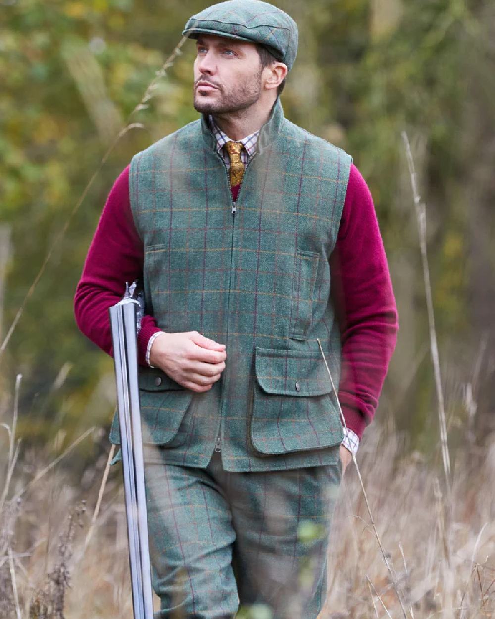 Fern coloured Alan Paine Rutland Tweed Breeks on field background 