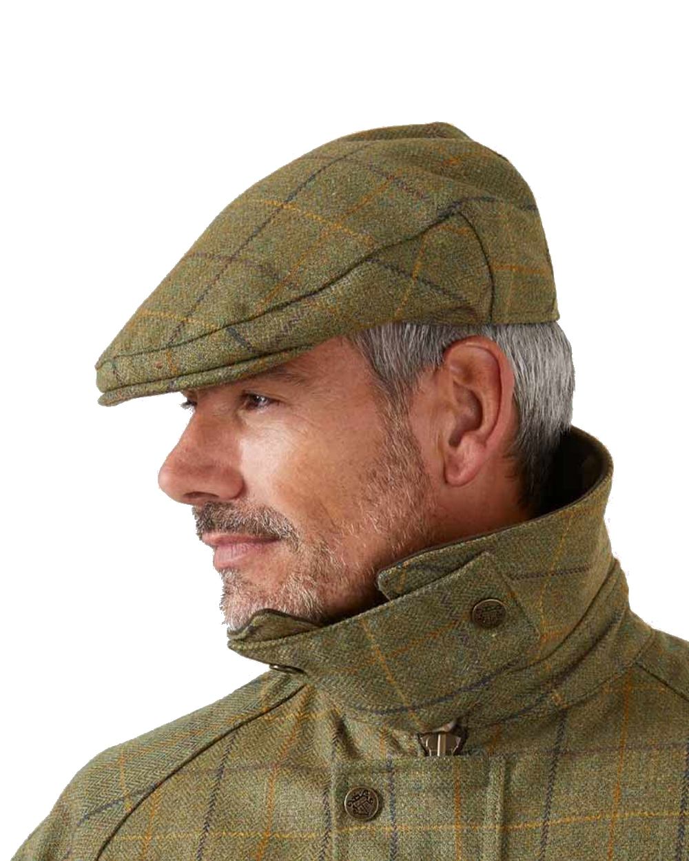 Alan Paine Rutland Waterproof Tweed Flat Cap in Dark Moss 