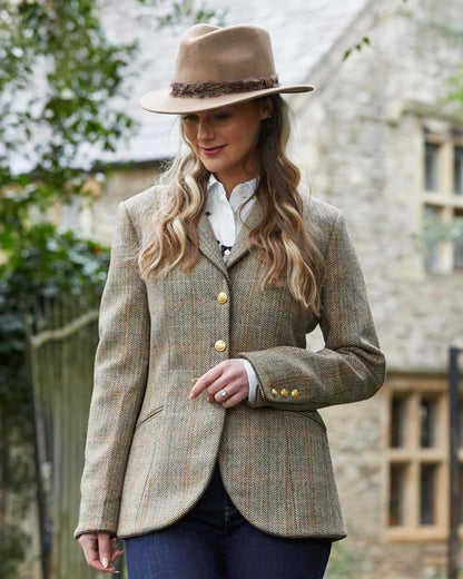 Alan Paine Surrey Ladies Tweed Blazer in hazelwood 