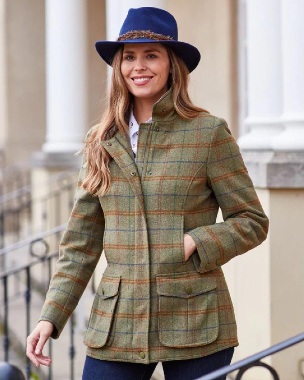 Alan Paine Surrey Tweed Coat in Clover 