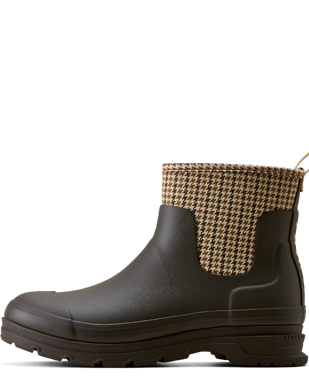 Chocolate coloured Ariat Womens Kelmarsh Shortie Rubber Boots on white background 