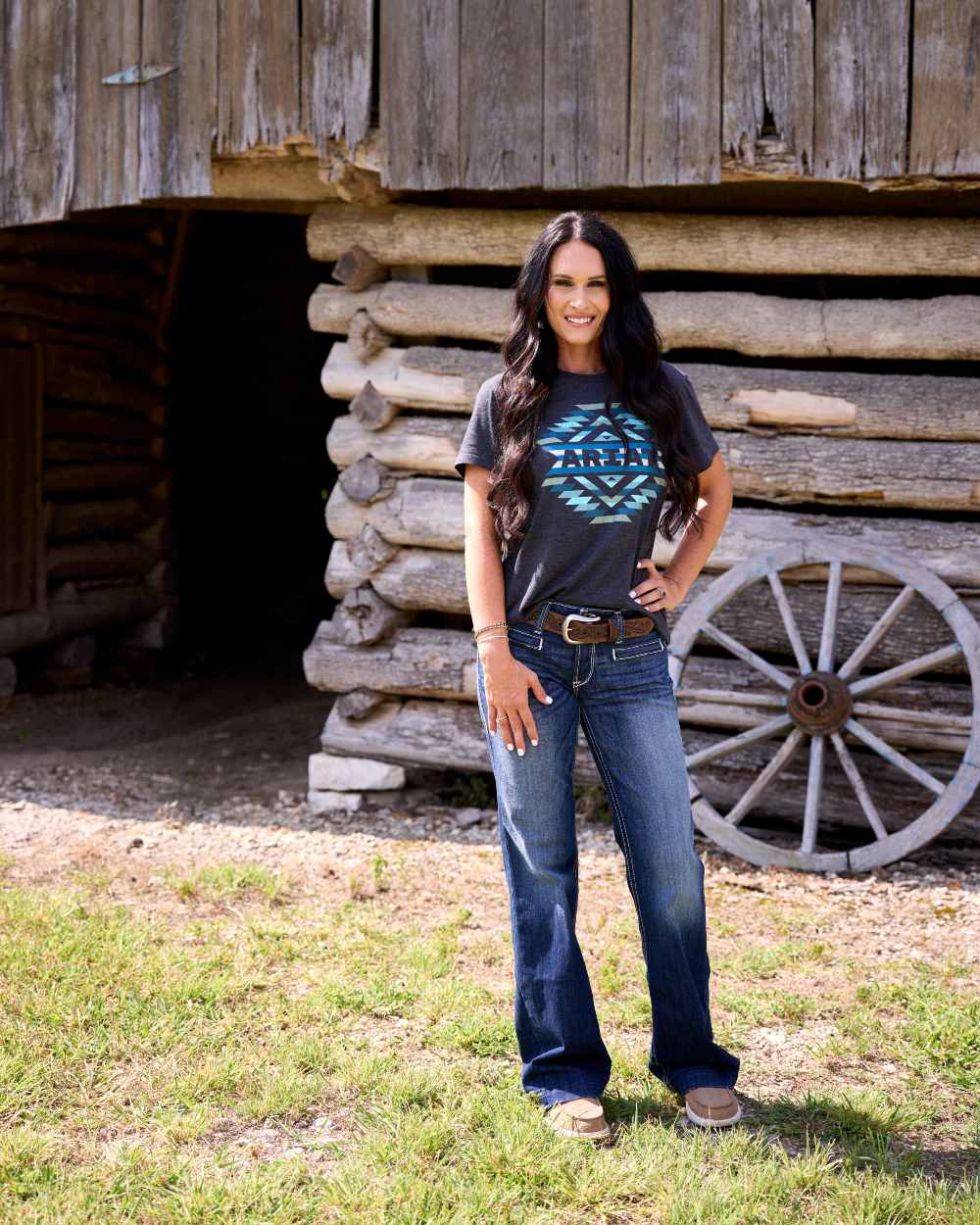 Charcoal Heather Coloured Ariat Womens Southwest Classic T-Shirt on wooden shed background 