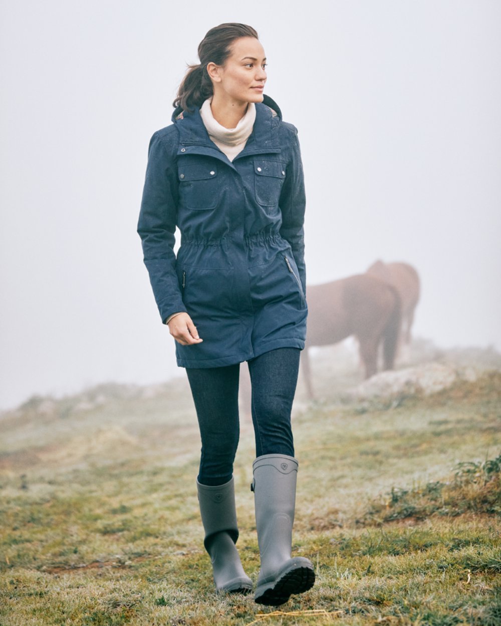 Grey coloured Ariat Womens Kelmarsh Wellington Boots on Frost Grass background 