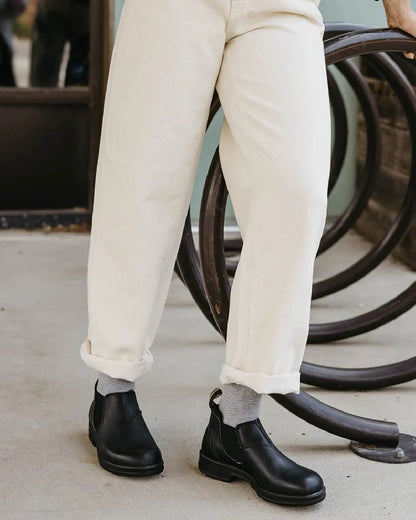 Black Coloured Blundstone 2039 Black Chelsea Boots on Indoor background 