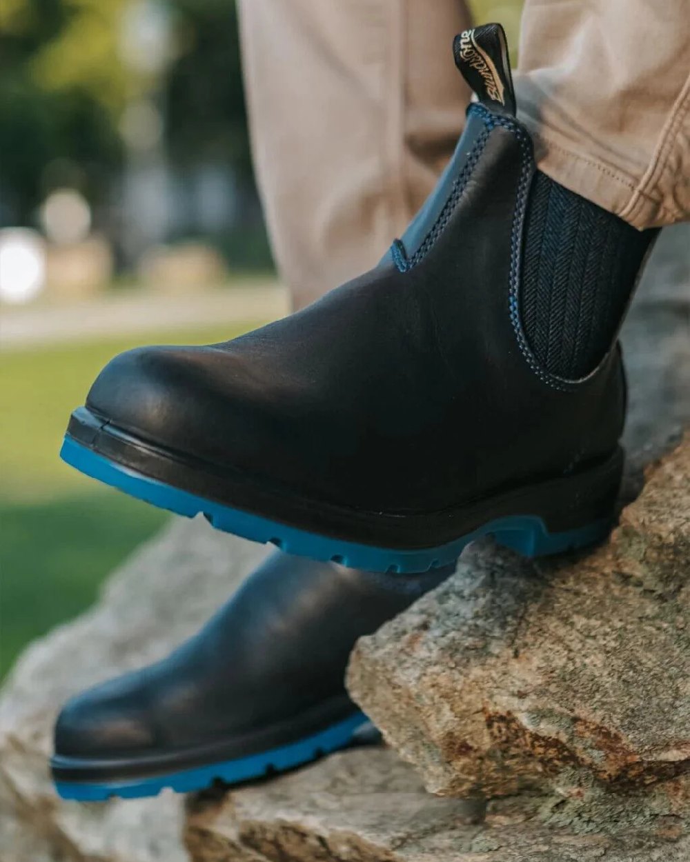 Black Blue Black Coloured Blundstone 2343 Black Blue Black Chelsea Boots on outdoor background 