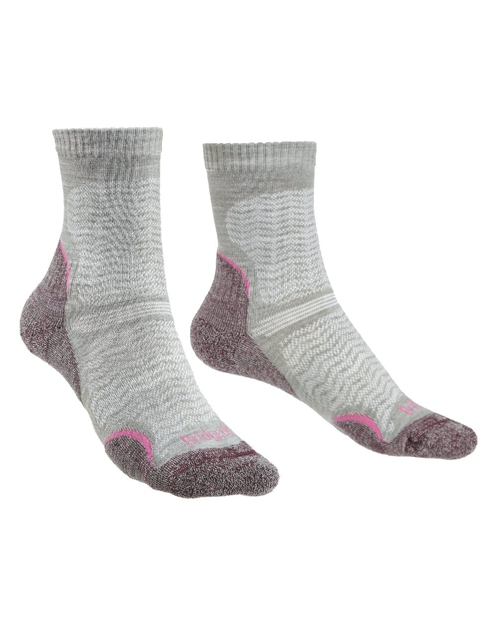 Front of Aubergine coloured Bridgedale Womens Ultra Light Merino Performance Socks on a white background 