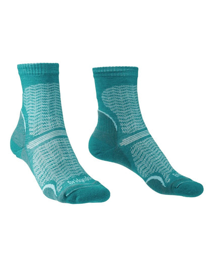 Front of Teal coloured Bridgedale Womens Ultra Light Merino Performance Socks on a white background 