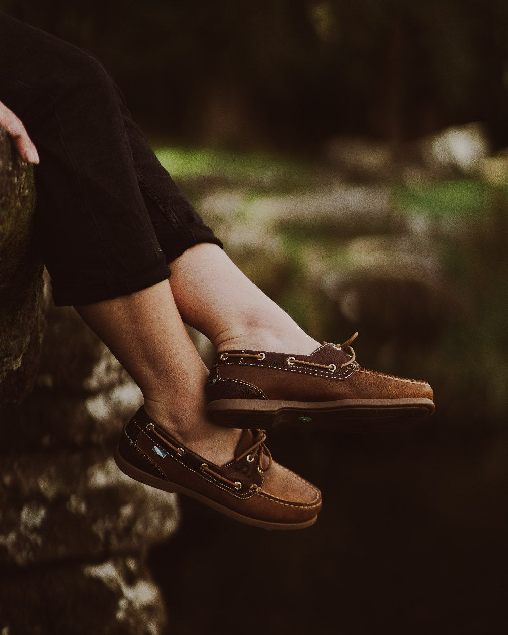 Walnut Brown Snake Coloured Chatham Womens Bermuda G2 Leather Boat Shoes on blurry background 
