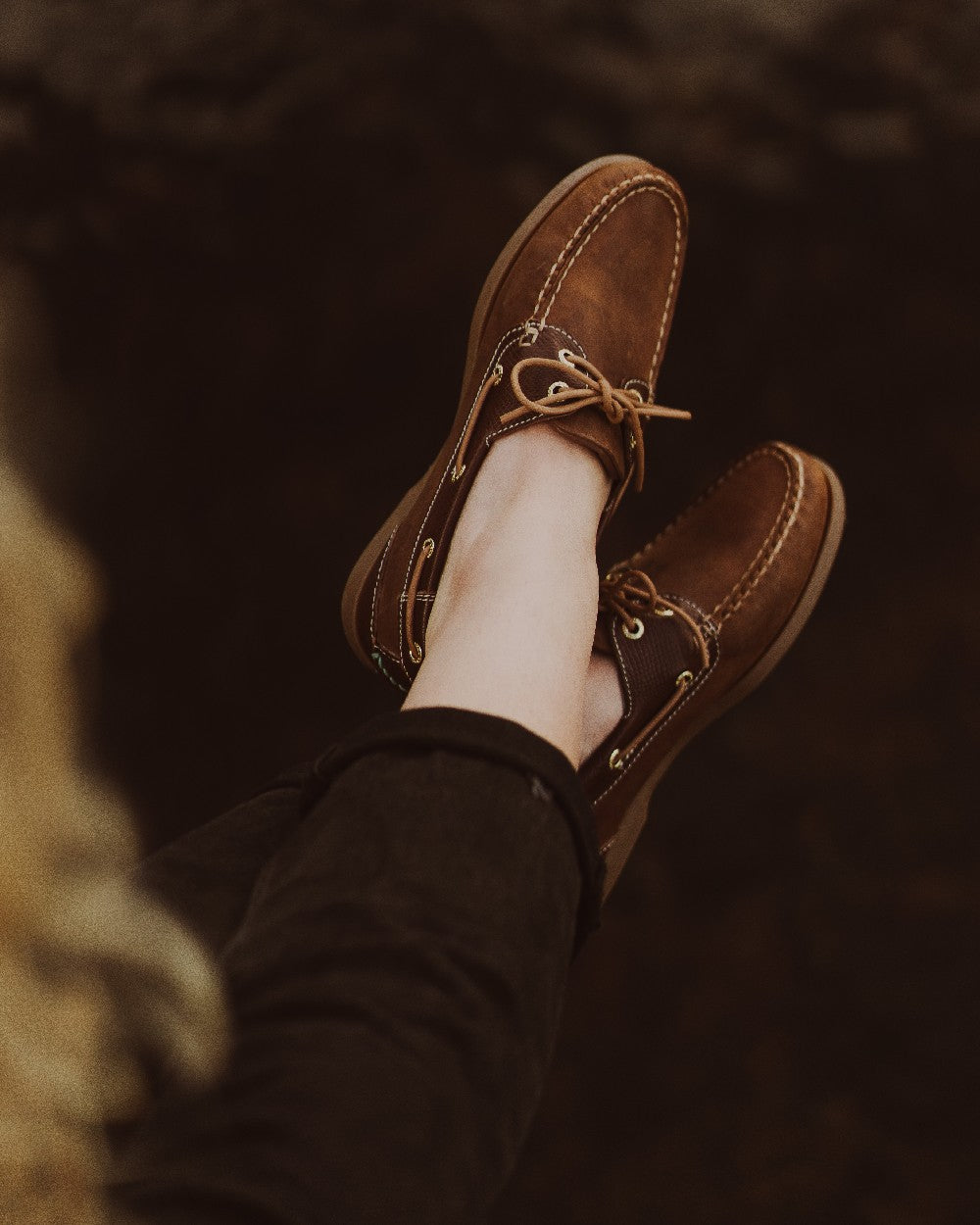 Walnut Brown Snake Coloured Chatham Womens Bermuda G2 Leather Boat Shoes on blurry background 
