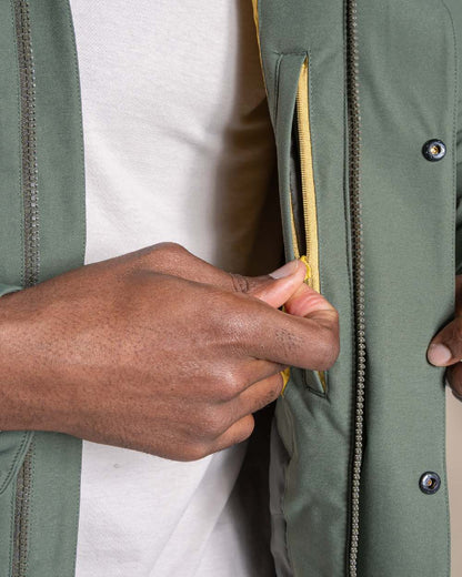 Lagano Green coloured Craghoppers Mens Agnar Jacket on close up 