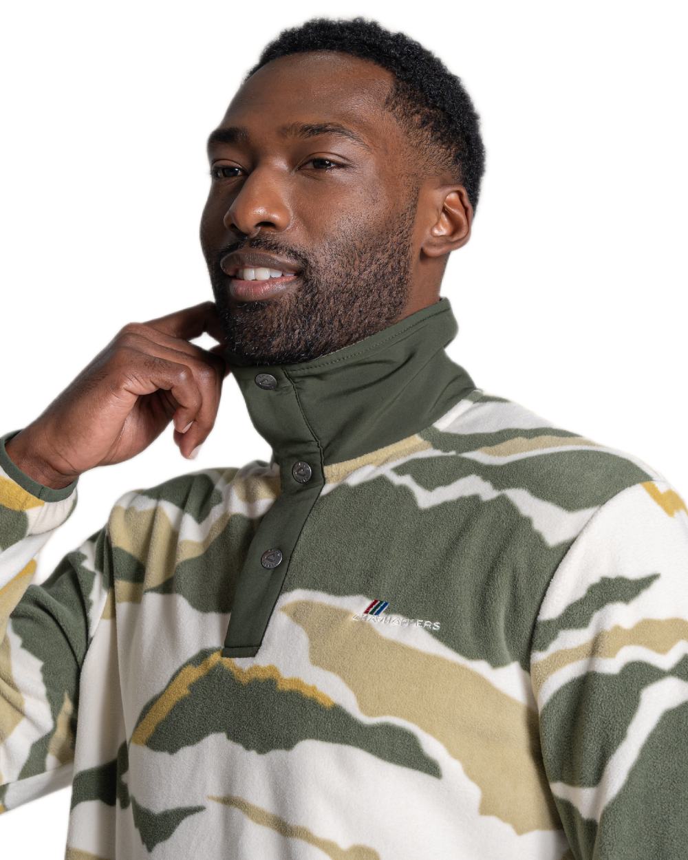 Lagano Green coloured Craghoppers Mens Dewlish II Overhead Fleece on white background 
