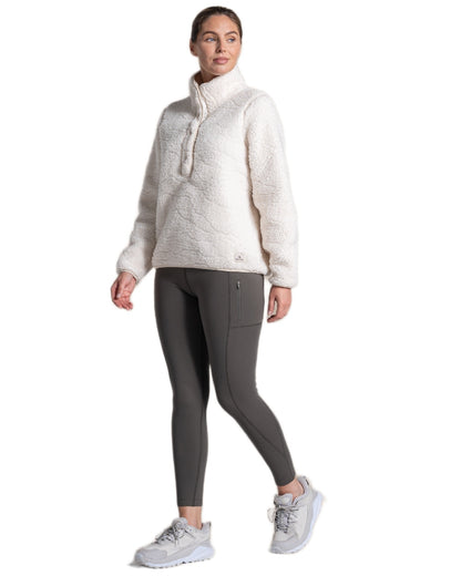 Nori Green coloured Craghoppers Womens Kiwi Pro Thermal Leggings on white background 