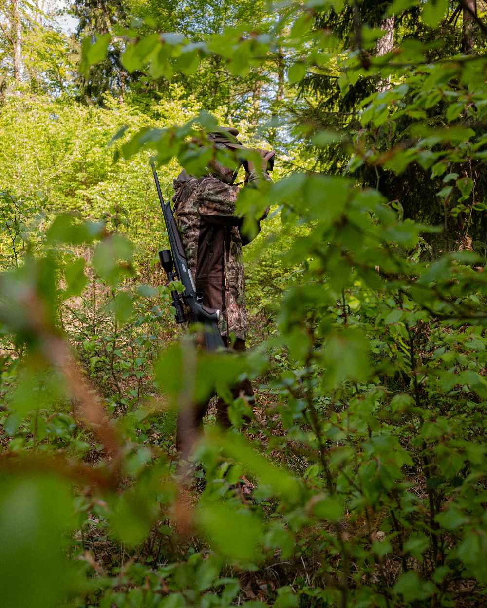 Realtree Adapt Coloured Deerhunter Explore Waterproof Smock on forest background 