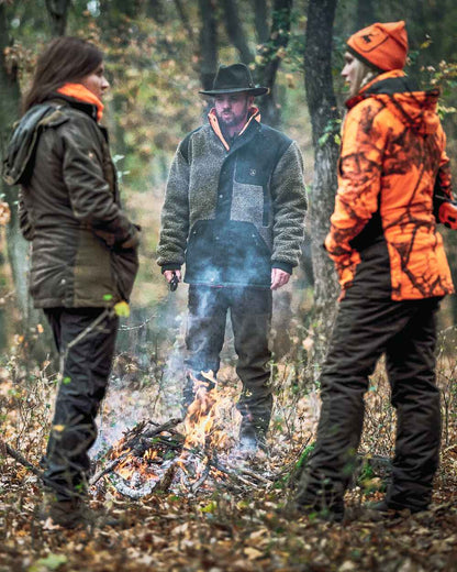 Realtree Edge Orange Coloured Deerhunter Lady Estelle Jacket on forest background 