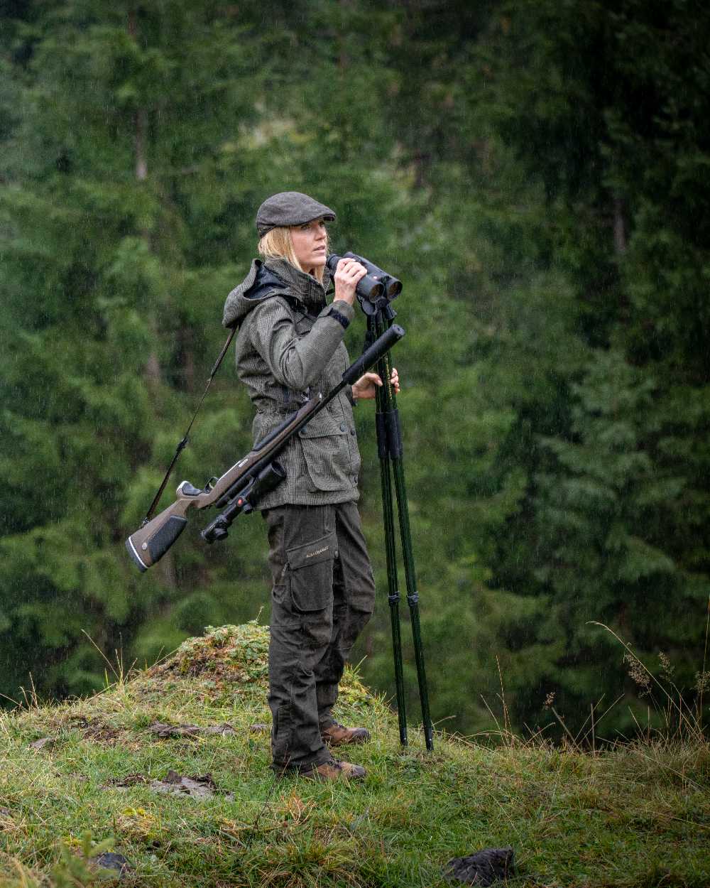 Turf Coloured Deerhunter Lady Gabby Jacket on forest background 