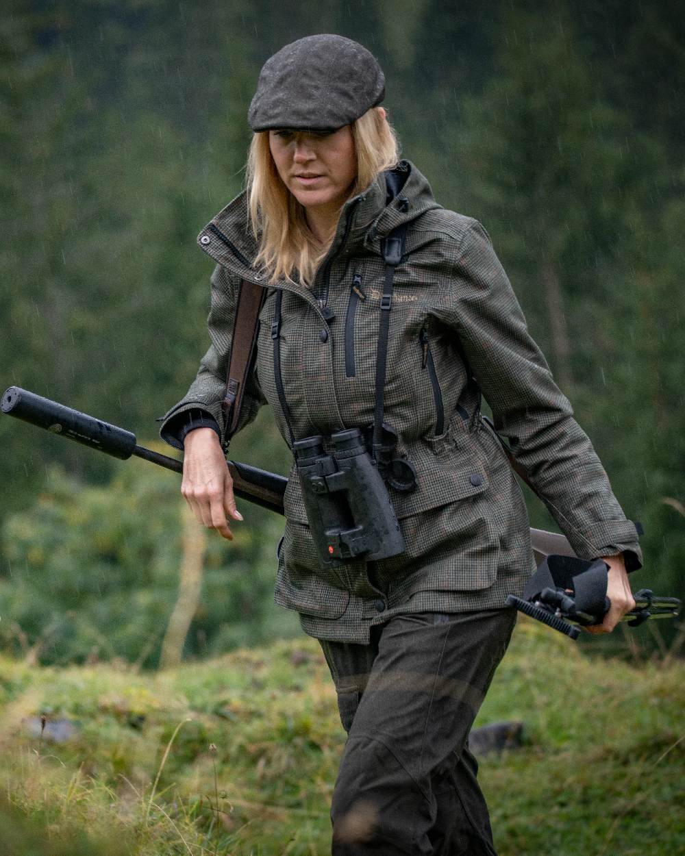 Turf Coloured Deerhunter Lady Gabby Jacket on blurry background 